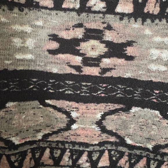 Eclipse Women's Patterned Top - Black, Gray, Pink - Picture 3 of 7